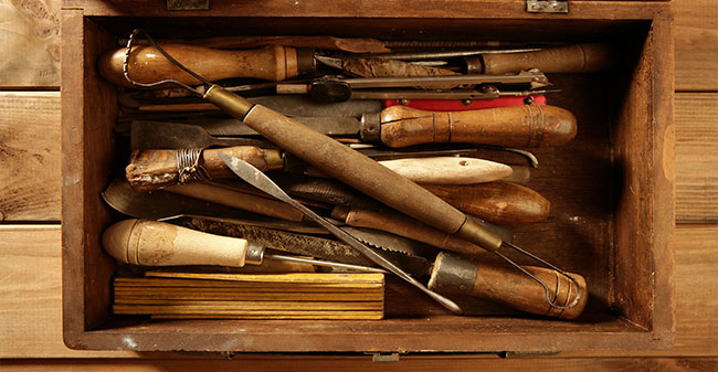 how to make a sewing table: Tools you'll need